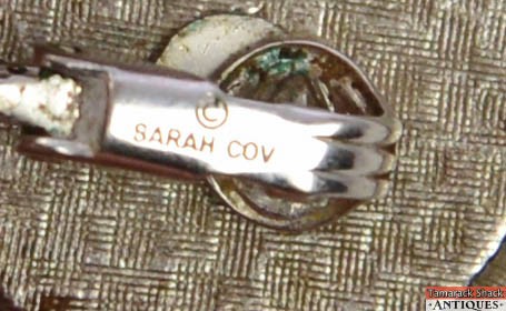 Pair of Round Vintage Sarah Coventry Silver and Onyx Clip On Earrings 1 1/6" - Image 4