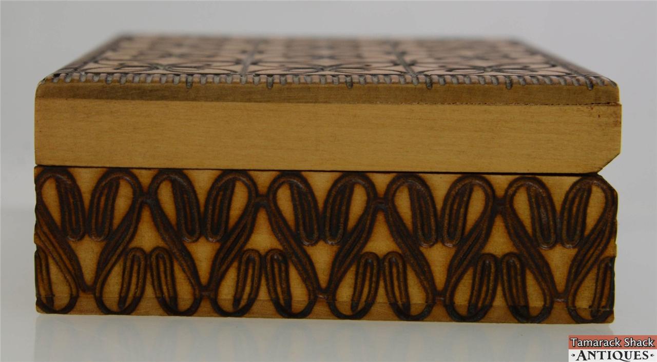 Vintage Polish Flemish Art Pyrography Four Petal Flower Trinket Box Well Made - Image 9