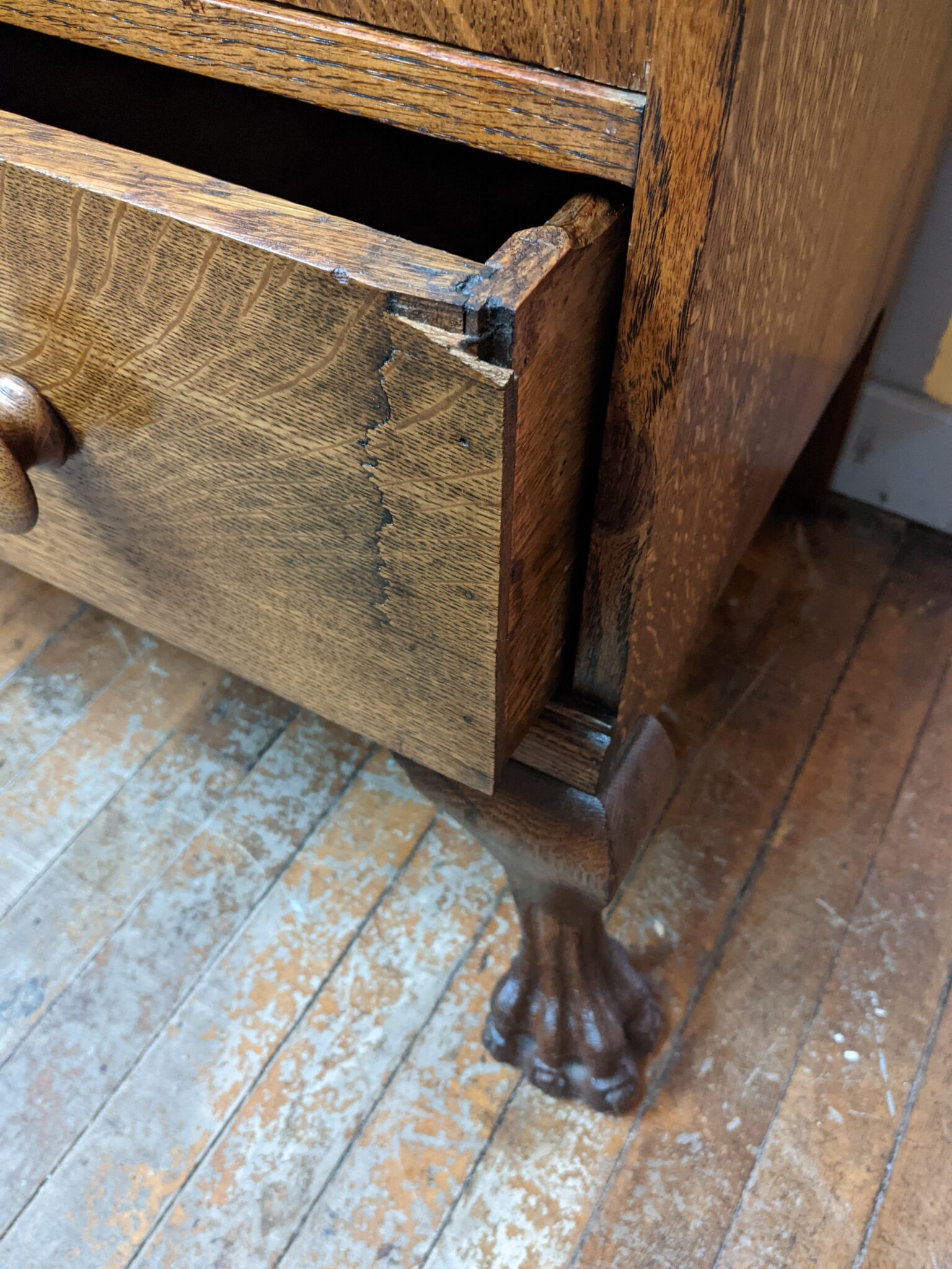 Oak Buffet Sideboard with Mirror | Lion Claw Feet | Tiger Grain ...