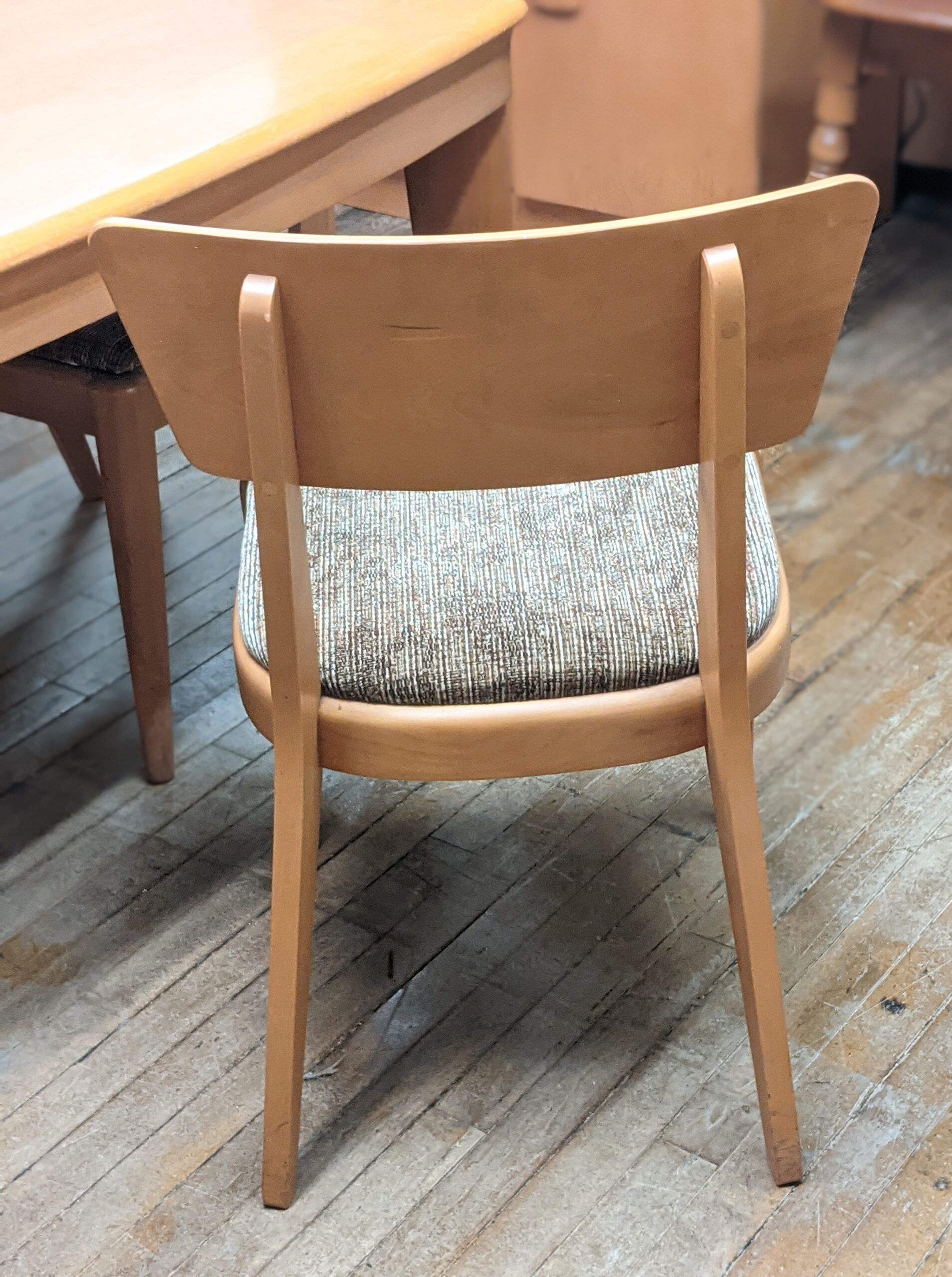 Heywood Wakefield Mid-Century Modern Dining Set | Extention Table and 6 Chairs | Champagne | 20528 - Image 5