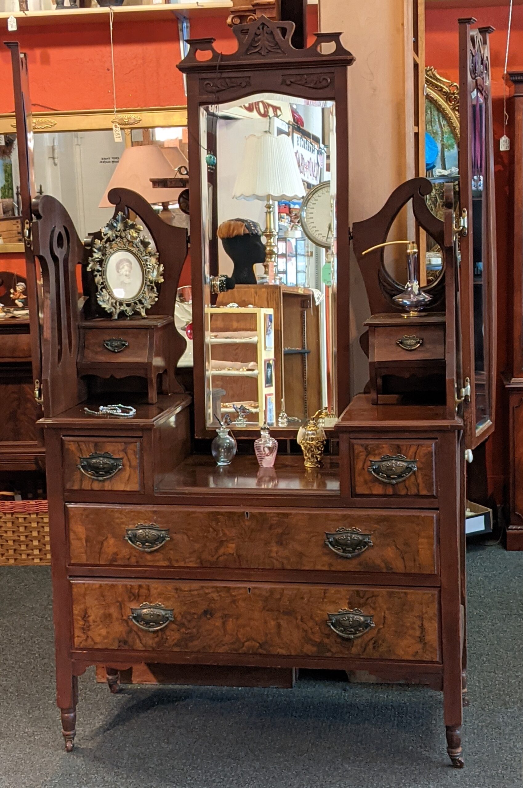 Antique 3 Way Mirror Dresser Vanity, Dresser With 3 Mirrors