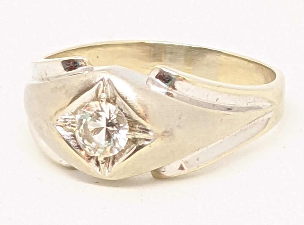 10K White Gold Men’s Ring w/ Clear Gemstone Size 12 1/2