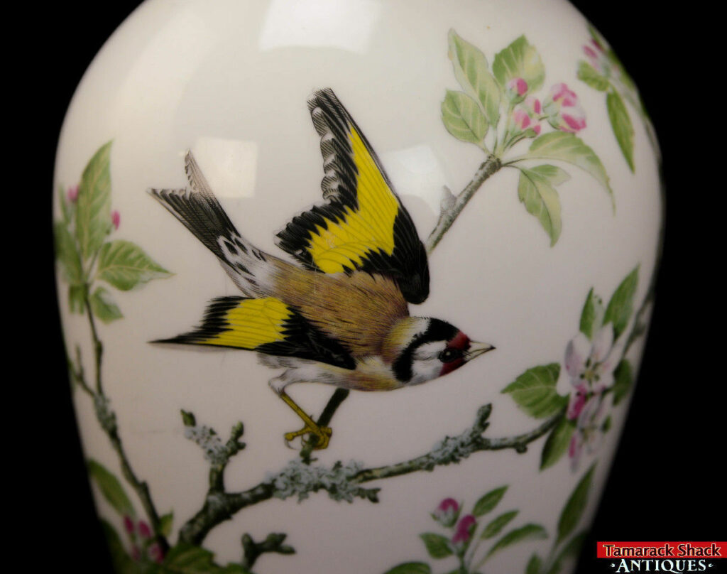 Ltd. Edition Franklin Fine Porcelain /24KT Gold Woodland Bird Vase