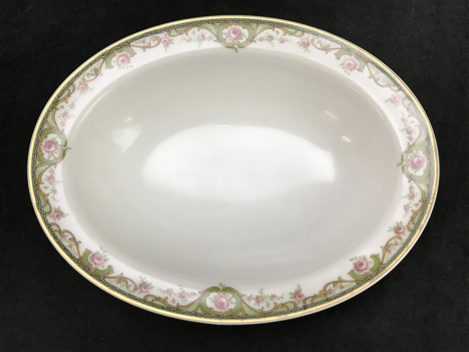 Theodore Haviland Limoges France Covered Vegetable Dish, Ca.190325