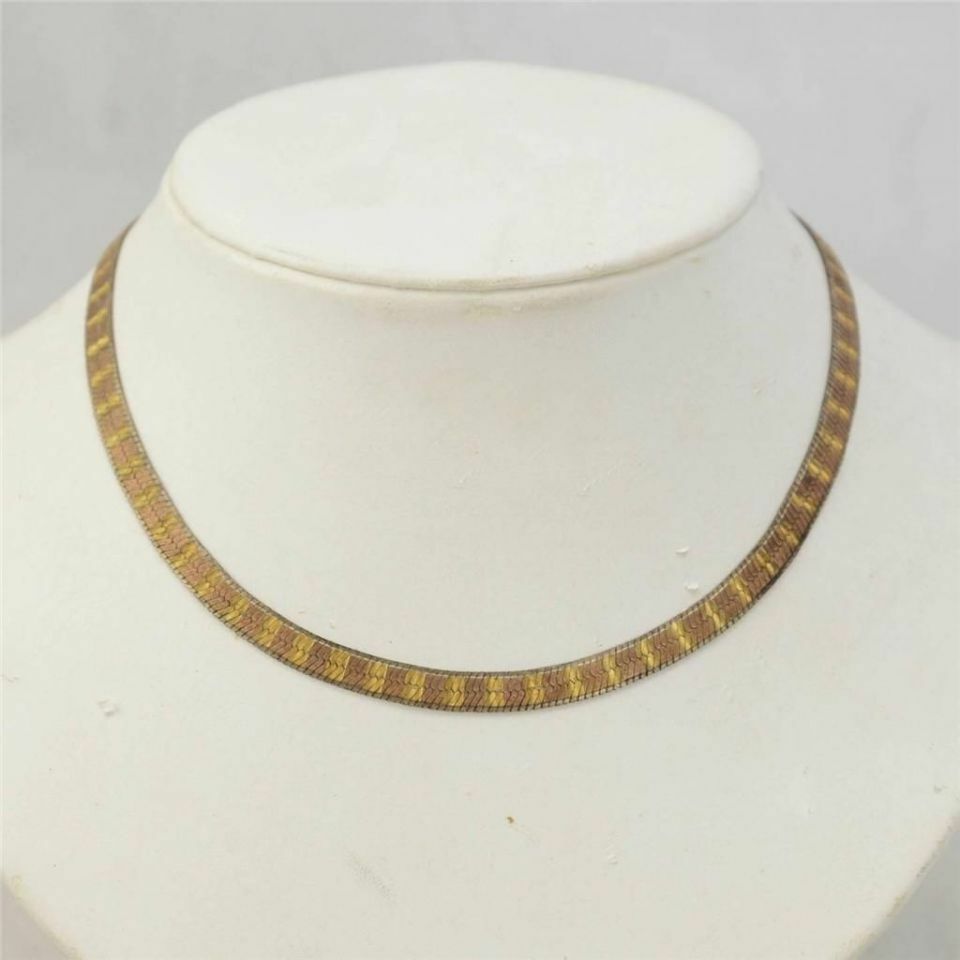 thumbnail interactive-video image 1 of Sterling Silver 1.5mm Box Chain Necklace | Made In Italy With Lobster Clasp 1 of 4
