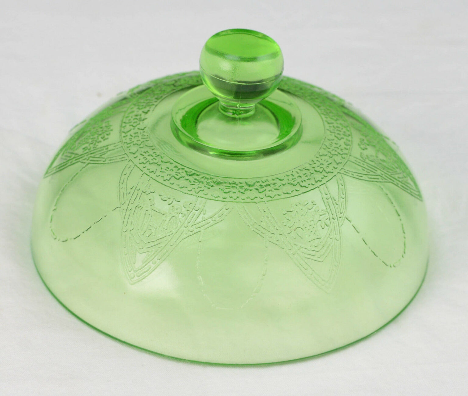Federal Glass Lovebirds Green Depression Butter Dish Dome