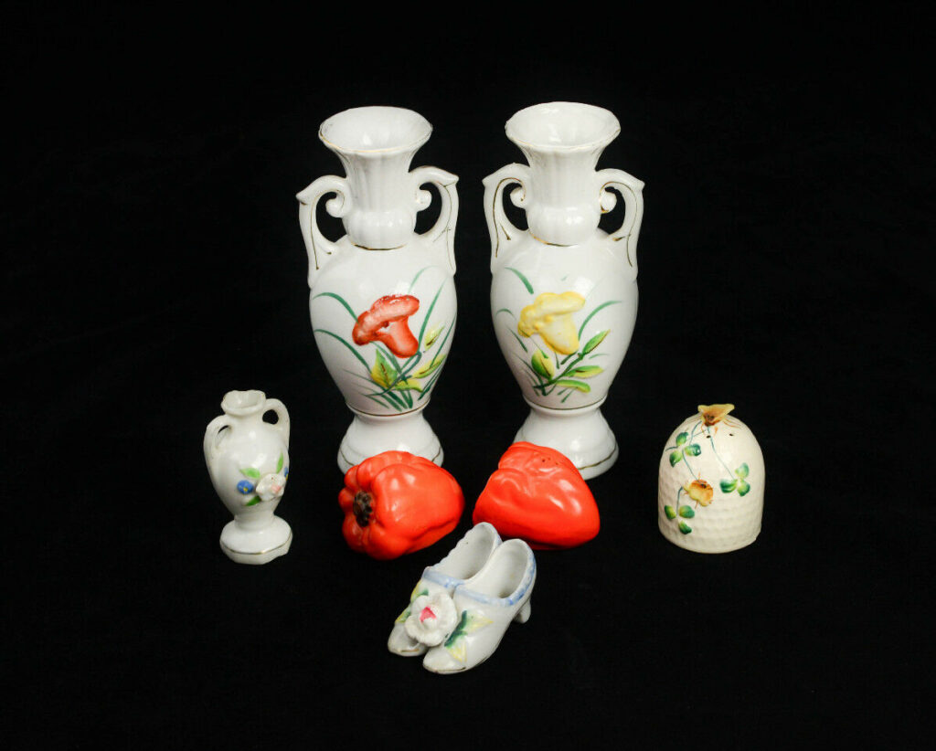 Collectibles Art & Collectibles Vintage Hyacinth Small Vase Occupied Japan