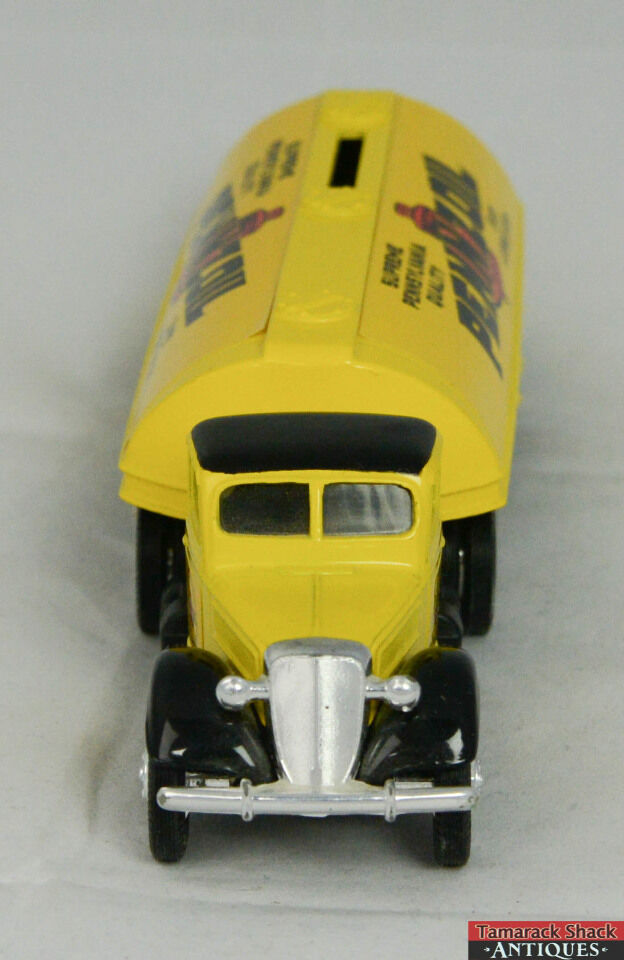 Vintage 1992 Ertl 1937 Ford Truck Penncoil Tanker #2155UO Locking Coin Bank - Image 3