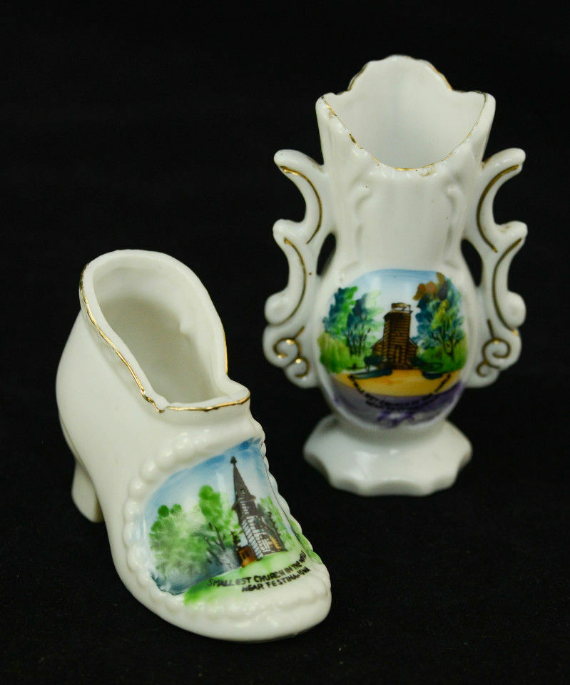 Pair Souvenir Shoe Vase Smallest Church World Festina Neshua Iowa Porcelain VTG