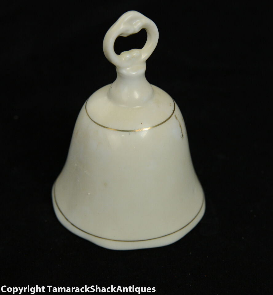 Vintage Las Vegas Collectible Bell Flowers White Thin Gold Stripes Handle - Image 3