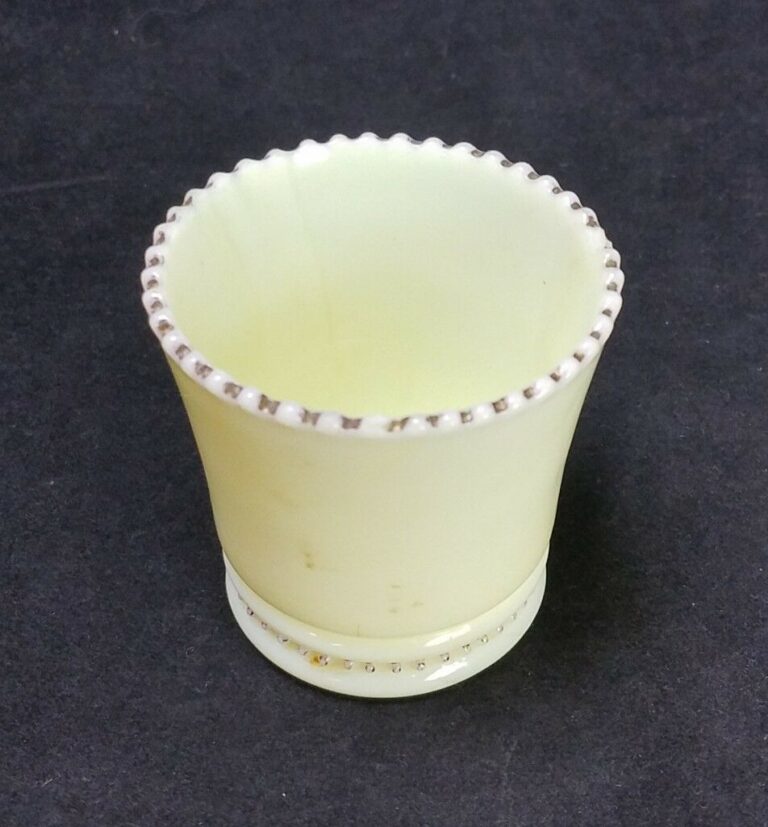 Vintage Custard Glass Toothpick Holder Edgely, N.D Souvenir 20199