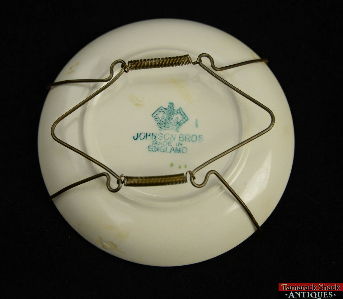 Set of (2) Hand Made Johnson Bros Small Motif Plates With Wall Hangers 4 1/4" - Image 6