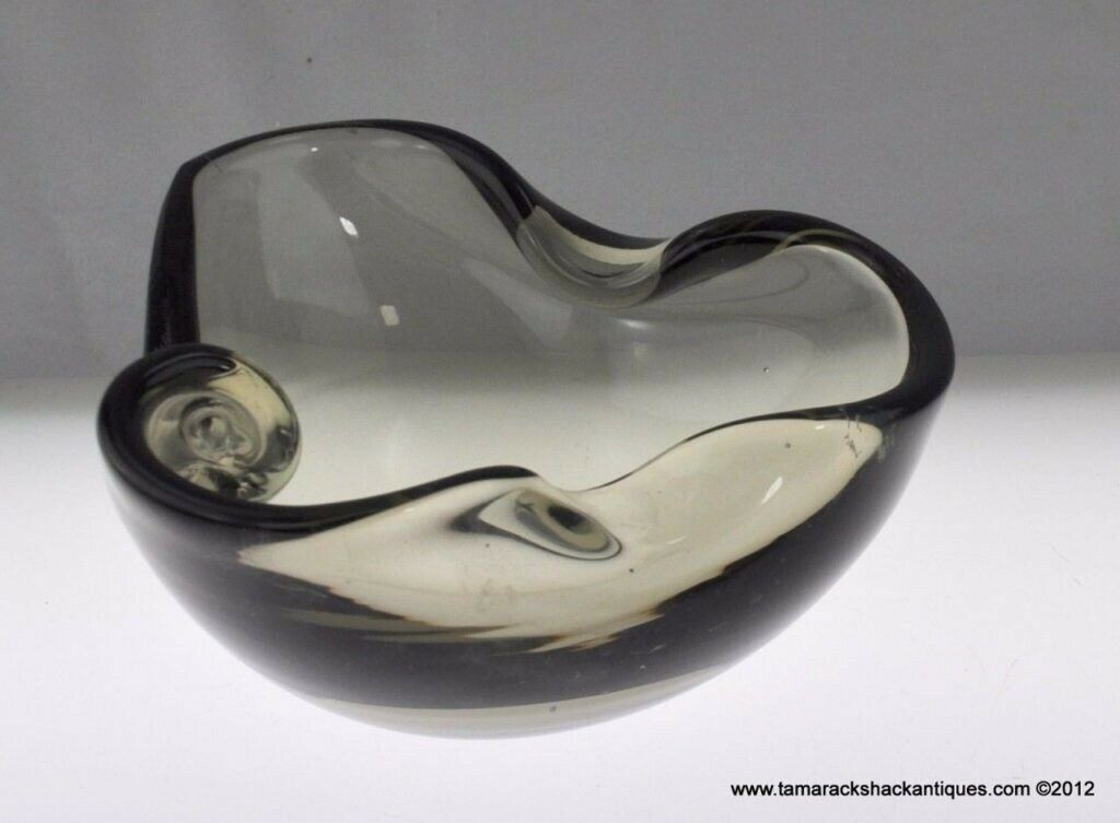 Unique Hand Blown Dark Gray Candy Serving Dish Nice Ground Base Curved