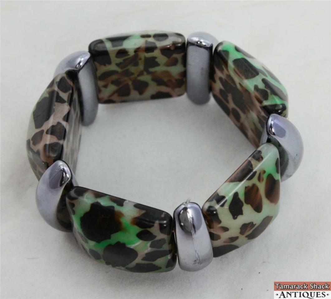 Vintage Silver Toned Green With Black Leopard Spots Chunky Square Link Bracelet - Image 5