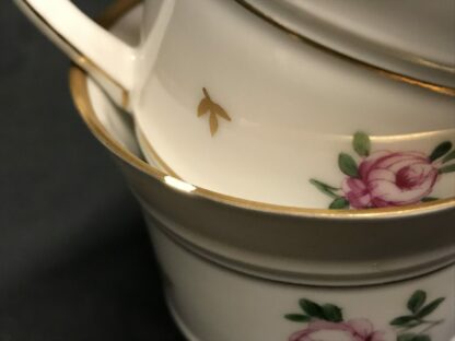 B&G Bing Grondahl Tea Cup & Saucer China Set, Rose Motif, 6pcs Total | 23154 - Image 5
