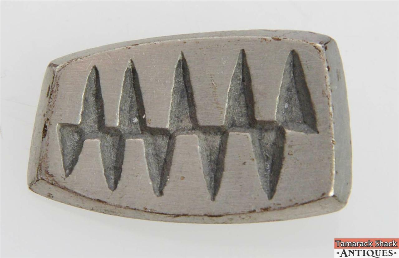 Vintage Tenn Sweden Carved Pewter Brooch Pin With Matching Screw Back Earrings - Image 3
