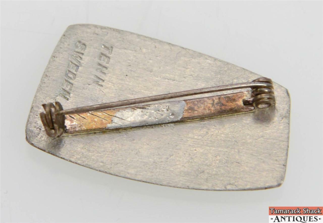 Vintage Tenn Sweden Carved Pewter Brooch Pin With Matching Screw Back Earrings - Image 4