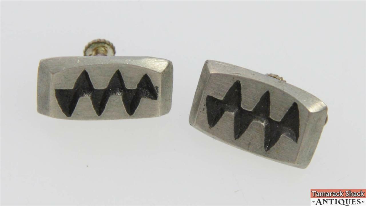 Vintage Tenn Sweden Carved Pewter Brooch Pin With Matching Screw Back Earrings - Image 7
